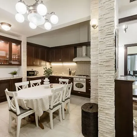 Apartament Historic Downtown Landmarks 19 Century